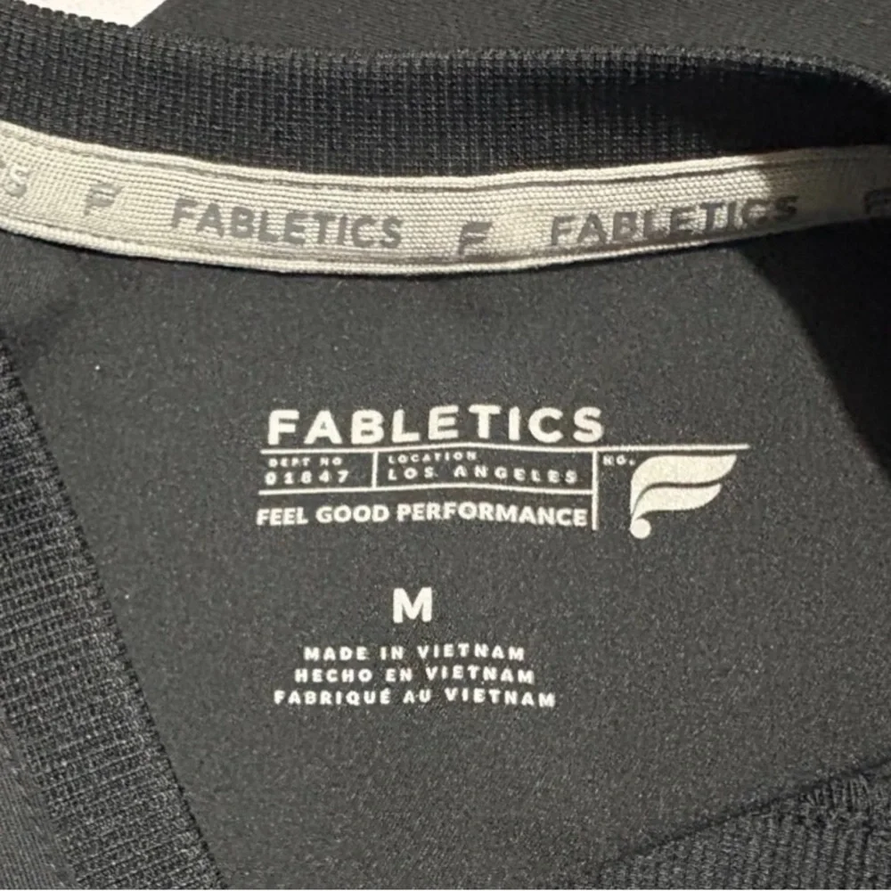 Fabletics Scrub Set - Picture 2 of 6